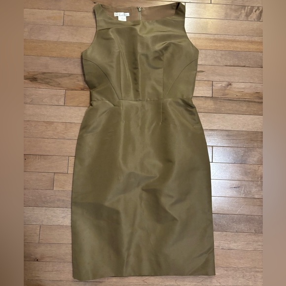 Oscar de la Renta runway RTW Boat Neck Sleeveless Taupe / Sand Dress - Picture 5 of 9